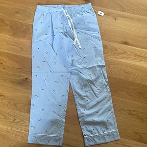 NWT Gap lightweight pajama bottoms- women’s M - bluebird print